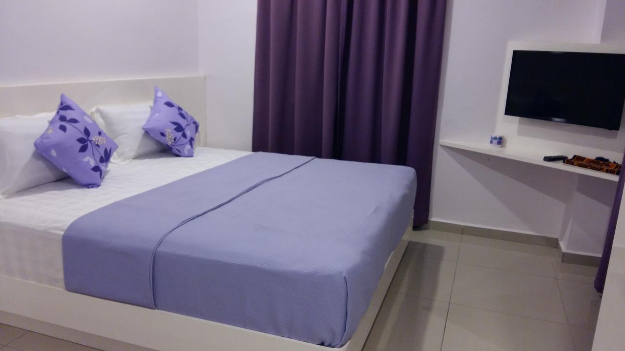 Lavender Riverside Hotel Malacca Esterno foto