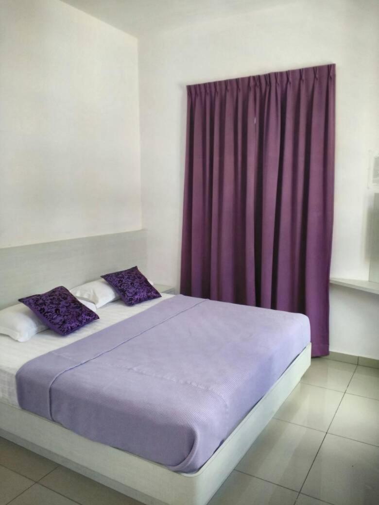 Lavender Riverside Hotel Malacca Esterno foto