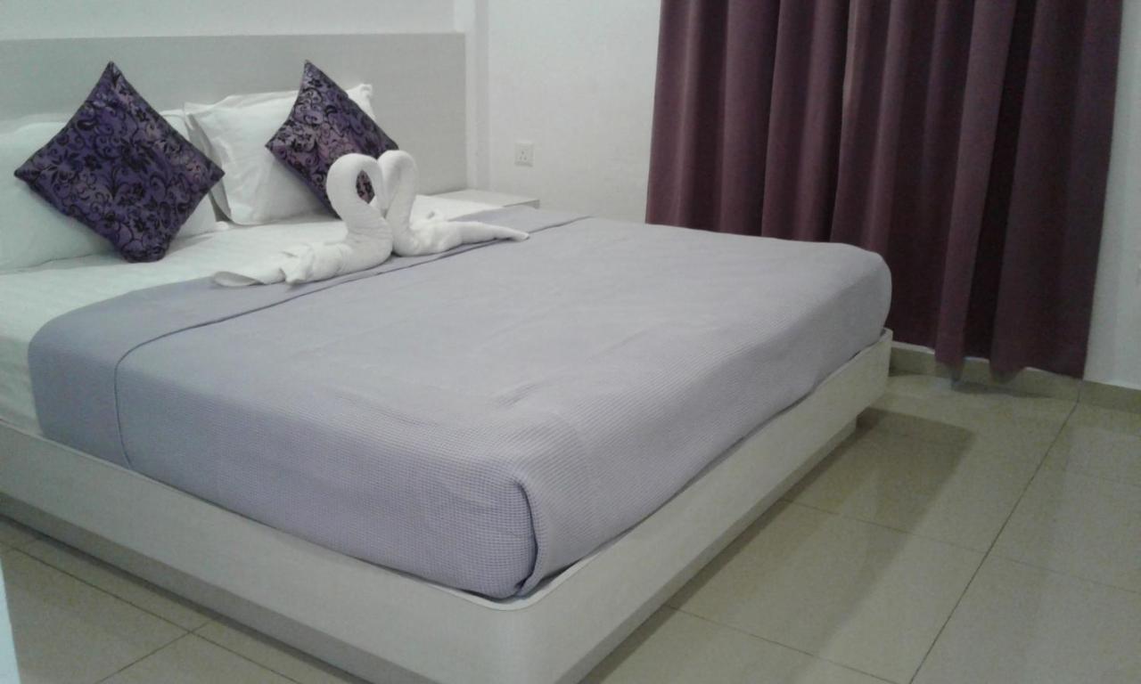 Lavender Riverside Hotel Malacca Esterno foto